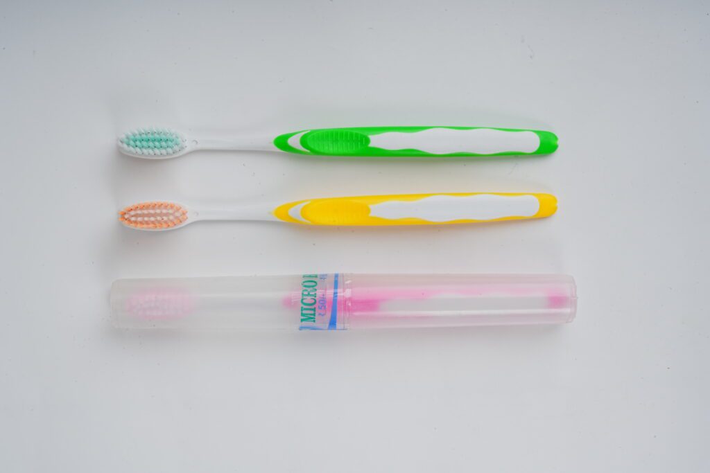 Adult Toothbrush Jar Manufacturer in Delhi